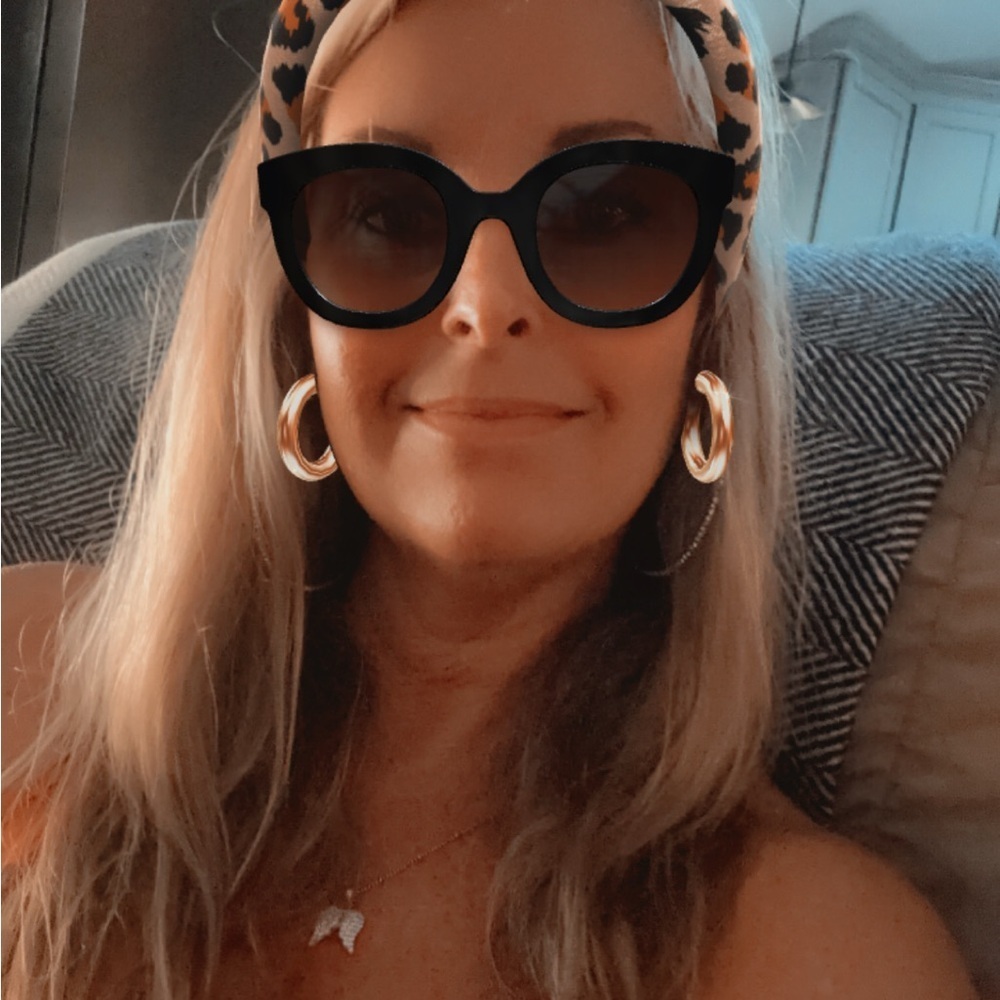 Welcome! Please like this post to be notified when LIVE! - Picture 16 of 16